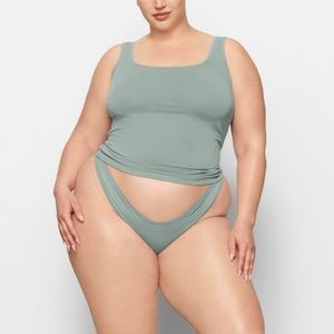 SKIMS scoop neck tank, Denim, S